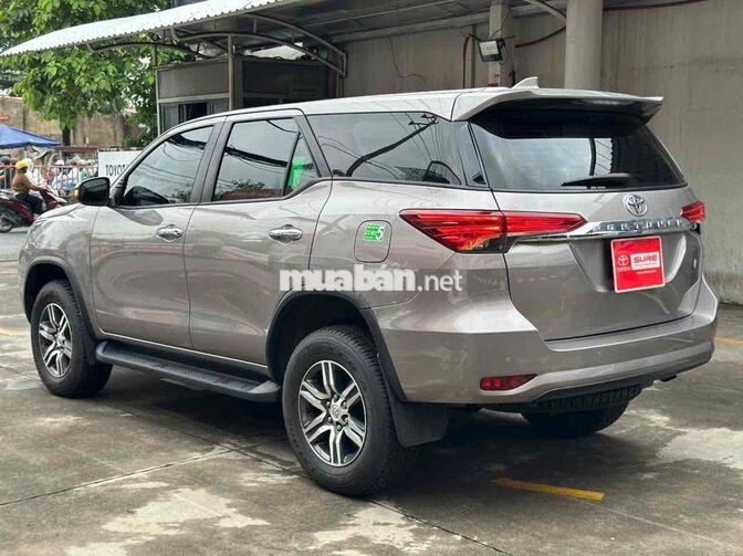 Fortuner máy dầu tự động 2024 lướt 16.000km -960TR
