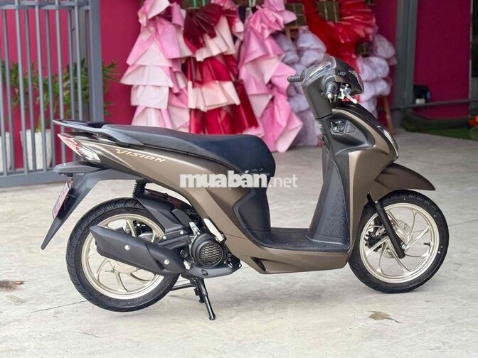 Honda Vision 110cc 2023 chính chủ ký