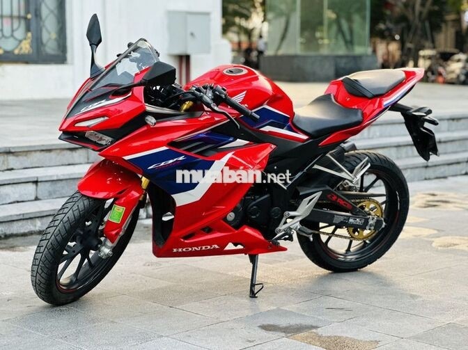 Honda CBR Đỏ 150 xe đẹp biển 29 đk chính chủ