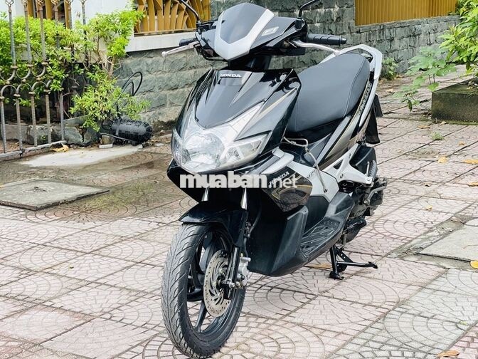 Honda Air Blade Đen, Bạc 110fi biển hà nội