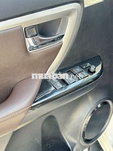 TOYOTA FORTUNER 2.7V 4x4 AT 2017 – MODEL 2018