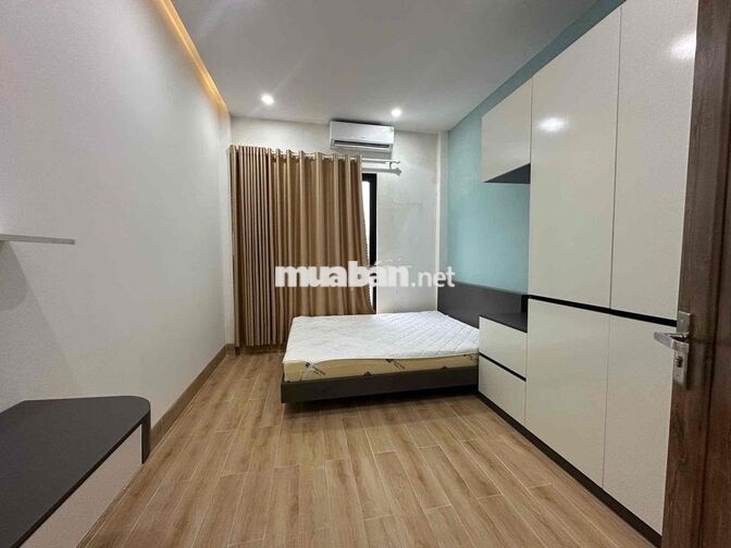 Cho thuê nhà kiệt TRẦN ĐÌNH TRI- GẦN BIỂN, LIÊN CHIỂU. Gồm: 4PN, 3VS,