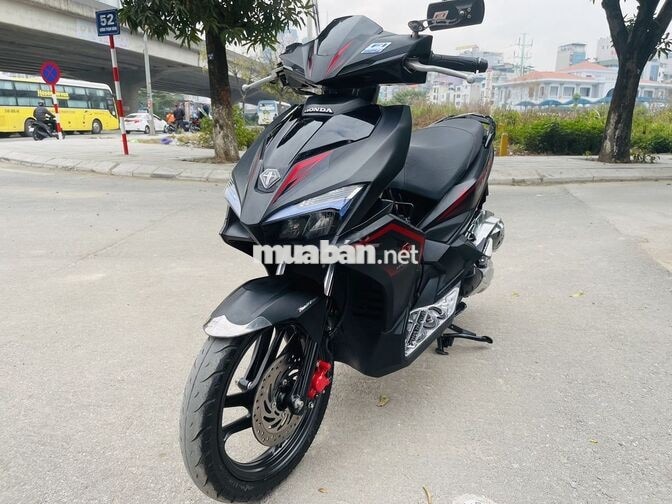 Honda Air Blade 125fi Đen nhám máy zin sơn zin