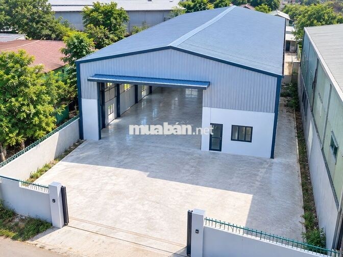 CHO THUÊ NHÀ KHO 390M2 TẠI HOÀ KHÁNH, MỚI XÂY, GIÁ 19 TRIỆU