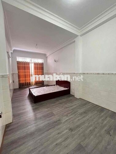 CHO THUÊ NHÀ MẶT TIỀN QUẬN PHÚ NHUẬN