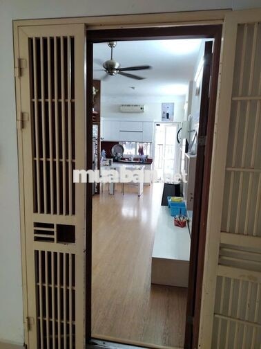 Mình chính chủ cần bán căn hộ 2 ngủ tầng 16 tòa D Xuân Mai Complex