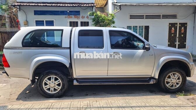 Isuzu D-MAX LS 2011 Số sàn Bạc (1 cầu)