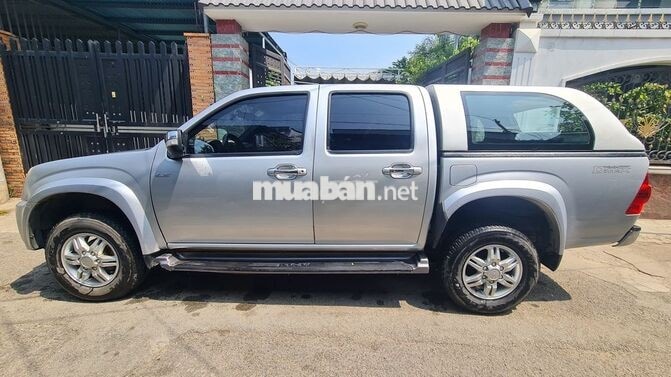 Isuzu D-MAX LS 2011 Số sàn Bạc (1 cầu)
