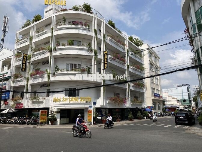 Mặt Bằng Long Xuyên Cho Thuê 450m2