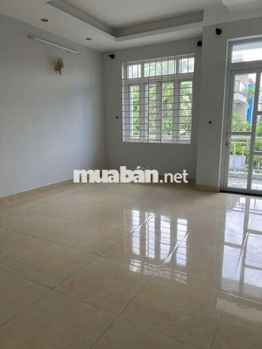 Cho thuê nhà 1trệt 2lầu sân thượng DT 5X22 Khu an sương 