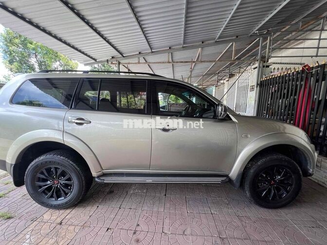 Mitsubishi Pajero Sport 2014 MT