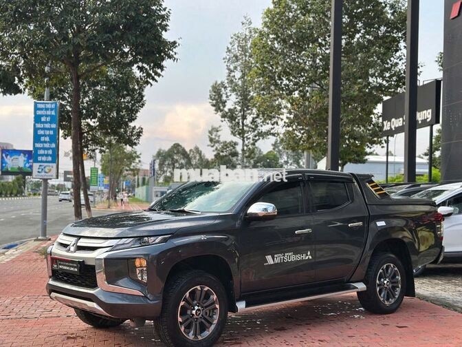 Mitsubishi Triton GLS 2019 Xám 70.000 Km