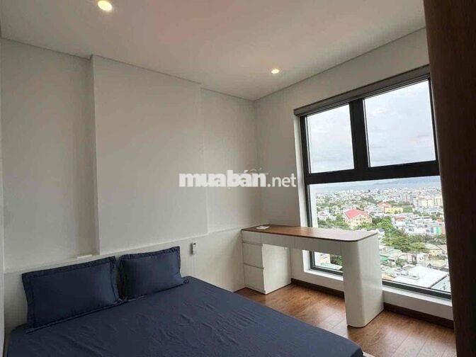 Cho thuê căn hộ 2PN, view biển - đầy đủ nội thất