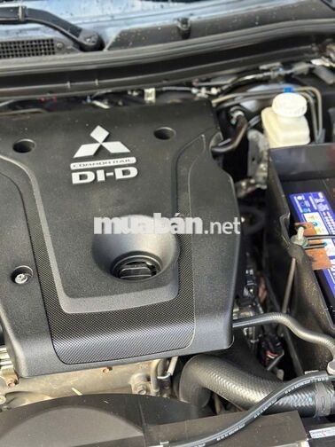 Mitsubishi Triton GLS 2019 Xám 70.000 Km