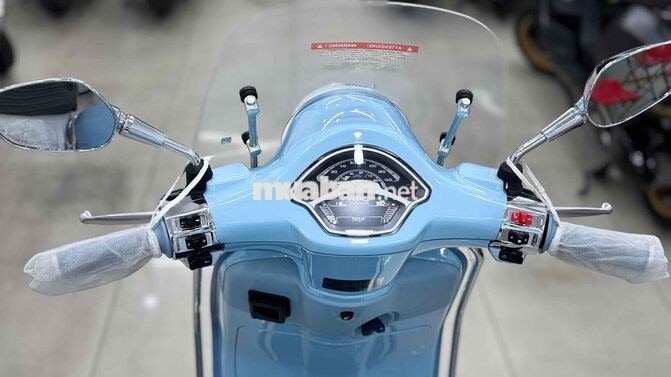 Piaggio Vespa Xanh 300km ( bản KN 80năm )