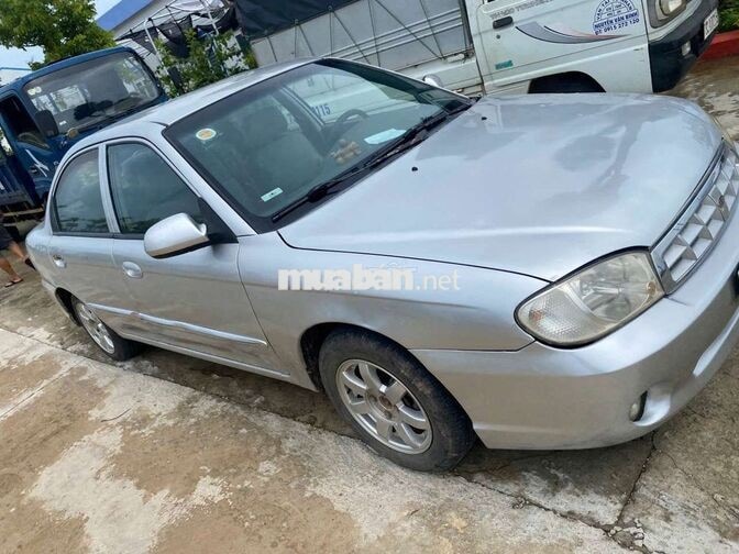 Kia Cerato 2005 Bạc