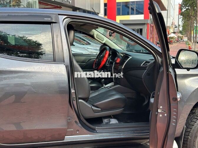 Mitsubishi Triton GLS 2019 Xám 70.000 Km