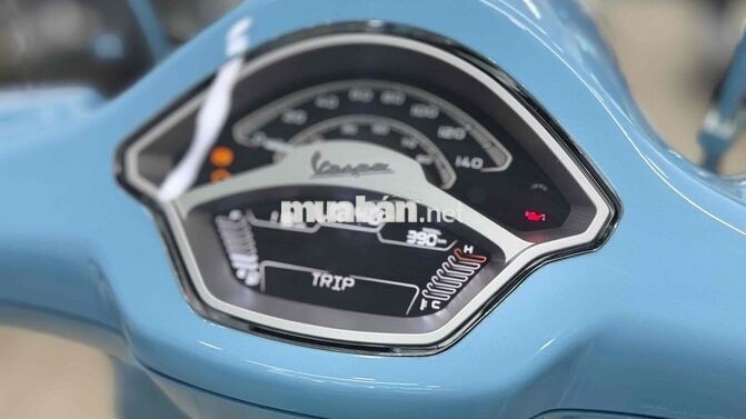 Piaggio Vespa Xanh 300km ( bản KN 80năm )