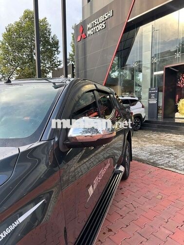 Mitsubishi Triton GLS 2019 Xám 70.000 Km