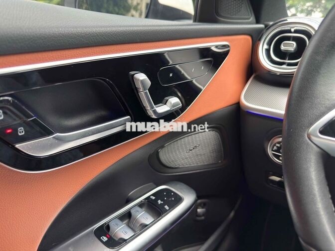 Mercedes-Benz C200 Avantgarde 2022 Trắng