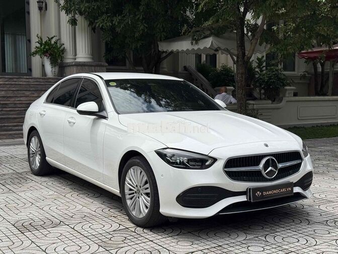 Mercedes-Benz C200 Avantgarde 2022 Trắng