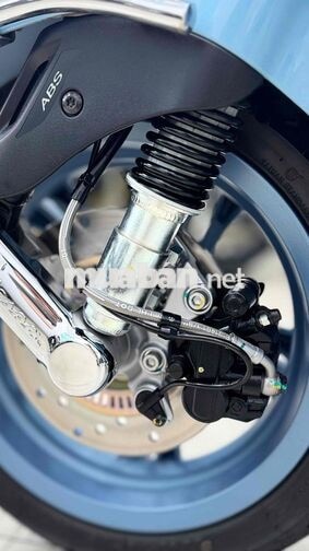 Piaggio Vespa Xanh 300km ( bản KN 80năm )