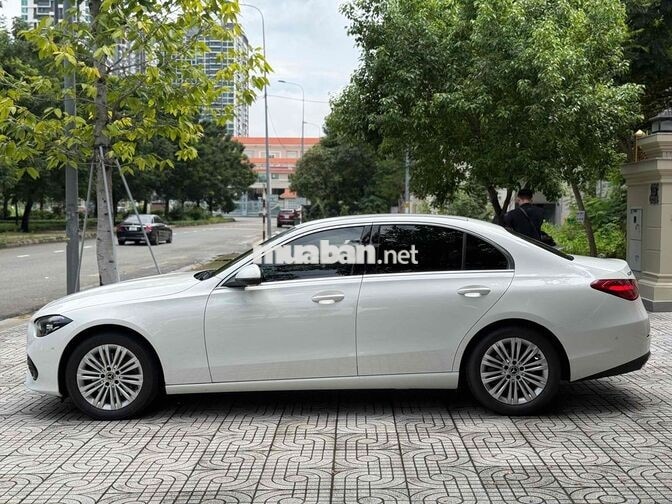 Mercedes-Benz C200 Avantgarde 2022 Trắng