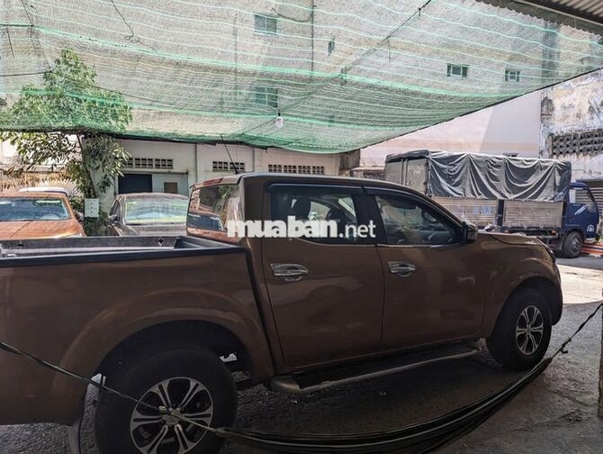 Nissan Navara EL 2.5 AT 2016 Nâu Nhập khẩu