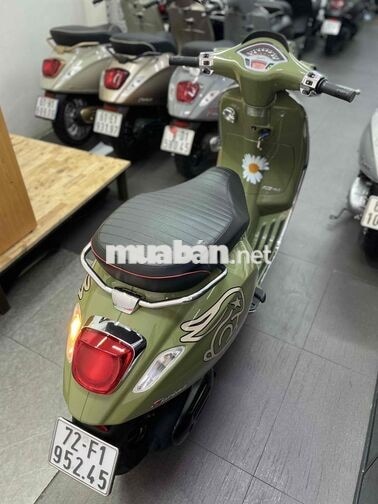 Piaggio Vespa 2024 Xanh