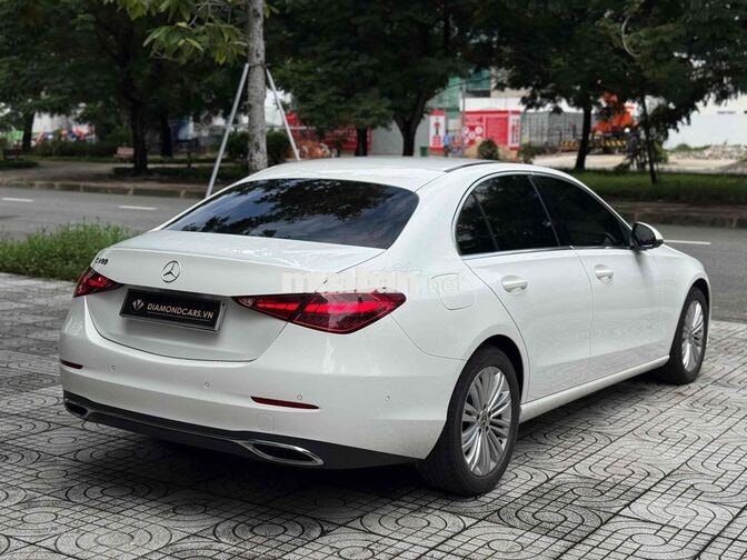 Mercedes-Benz C200 Avantgarde 2022 Trắng