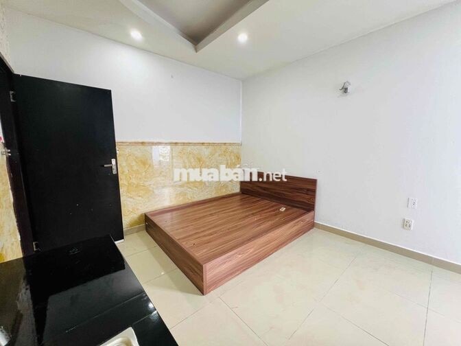 Cho thuê phòng Studio, Ban công, Full nội thất gần bến xe miền Tây