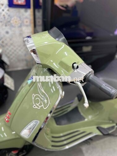 Piaggio Vespa 2024 Xanh