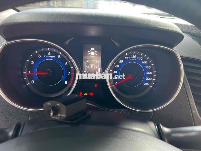 Hyundai Elantra 2014 Trắng 250.000km