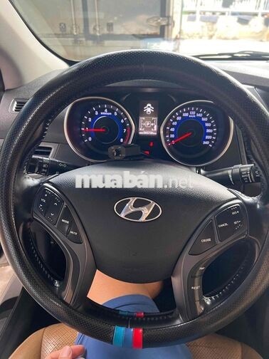 Hyundai Elantra 2014 Trắng 250.000km