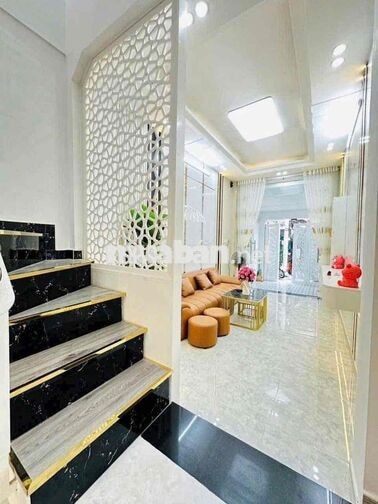 Cho thuê nhà nguyên căn đầy đủ nội thất DCL sát quận 7