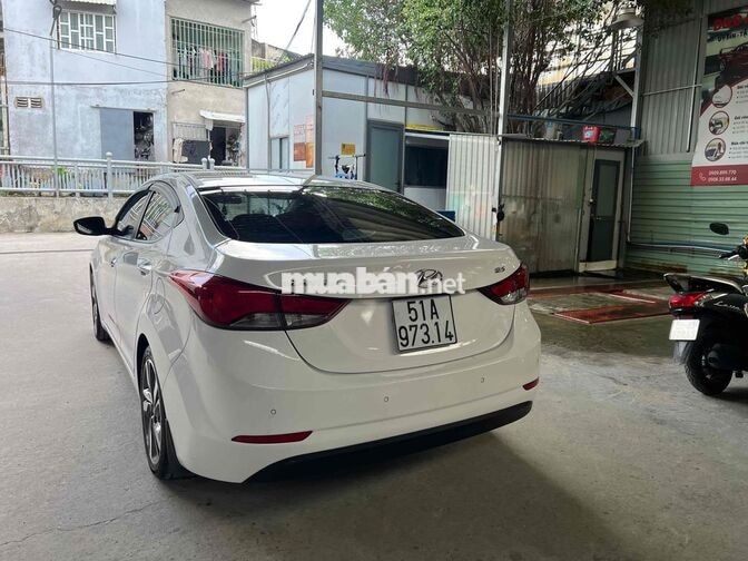 Hyundai Elantra 2014 Trắng 250.000km