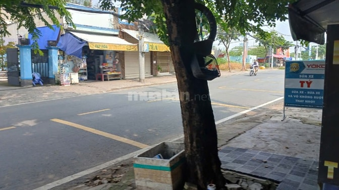 Thuê nhà mặt tiền đường Nguyễn Văn Tạo ,Ấp Long Đức , Tp Hồ Chí Minh