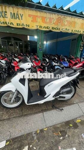 Honda SH 125 2018 Trắng Đã sử dụng