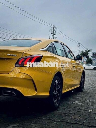 MG MG5 Luxury 2022 Vàng 32.000 km