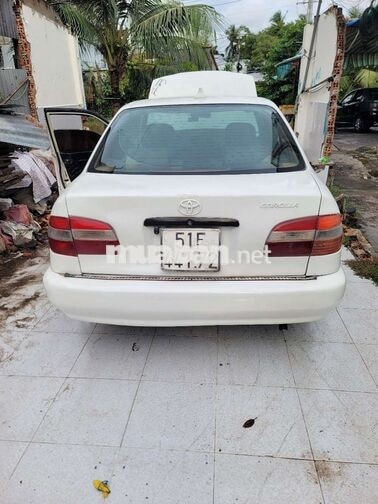 Toyota Corolla 1.3 Số sàn 1999 Trắng