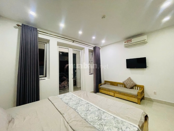 Căn hộ dịch vụ tại 114B Bạch Đằng, P2, Tân Bình; 50m2; nội thất đẹp
