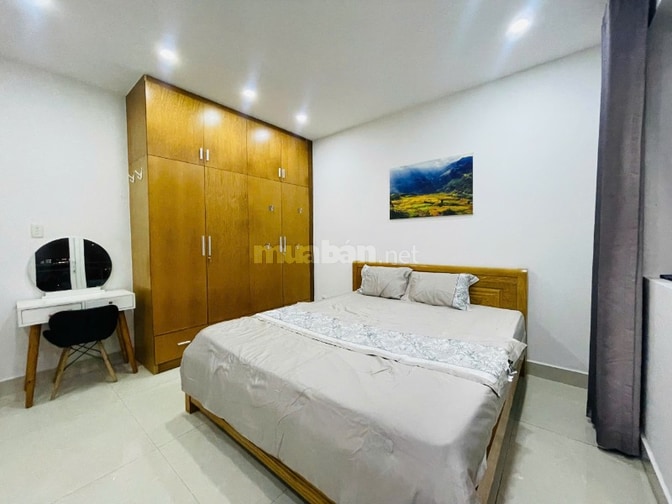 Căn hộ dịch vụ tại 114B Bạch Đằng, P2, Tân Bình; 50m2; nội thất đẹp