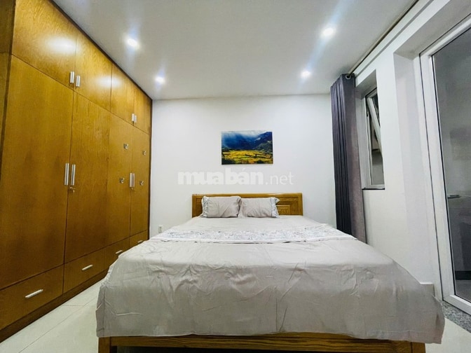 Căn hộ dịch vụ tại 114B Bạch Đằng, P2, Tân Bình; 50m2; nội thất đẹp