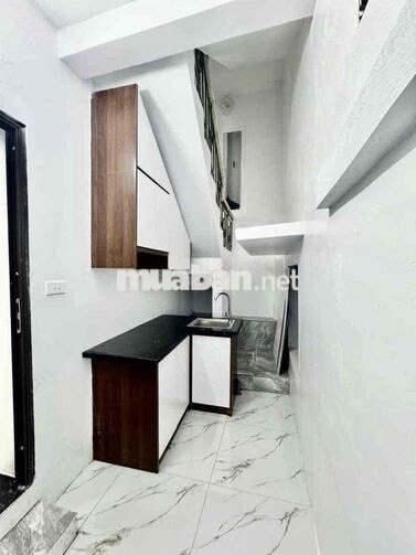 Cho thuê nhà nguyên căn phố Vân Đồn 3 phòng ngủ full nội thất giá 8 tr