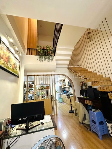 MT 137A Dương Văn Dương 4x16,15m nhà đẹp 1 lầu đường 16m có lề KD tốt