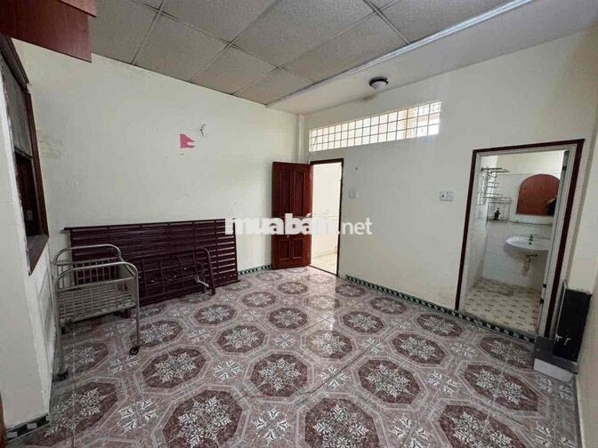 Nguyên căn hxt 4*18 Hoàng Hoà Thám, 3pn 3wc ( 1trệt 2lầu sth ), T Bình