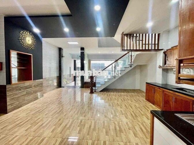 cho thuê nhà nguyên căn có hầm + 4 lầu vừa ở vừa kinh doanh