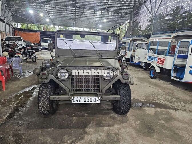 Jeep M151 A2 Xanh rêu Số sàn