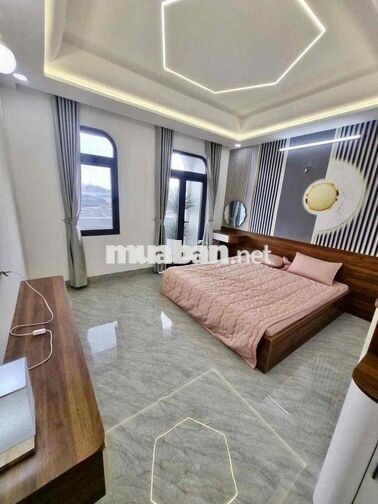 Cho Thuê Nhà Đẹp Có Thang Máy Full Nội Thất Bình Tân