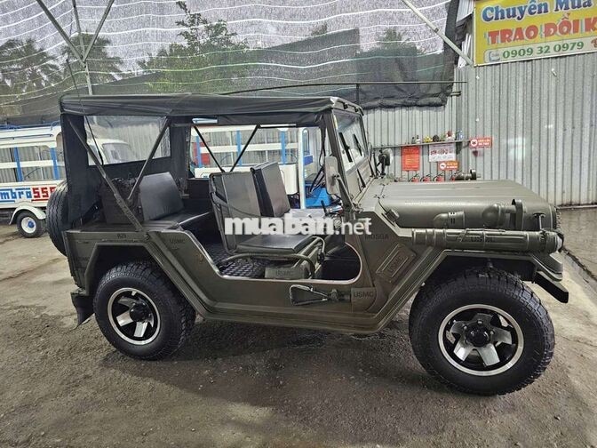 Jeep M151 A2 Xanh rêu Số sàn